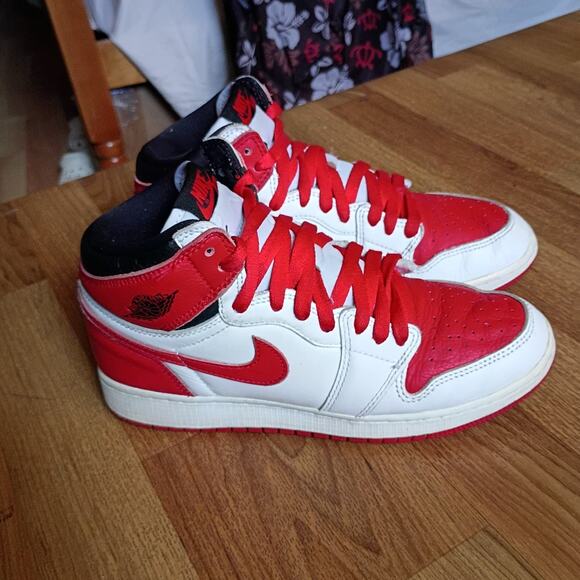 Jordan Nike Air Jordan 1 Heritage Red White Leather 575441-161 Size 7Y Men\'s main image 4
